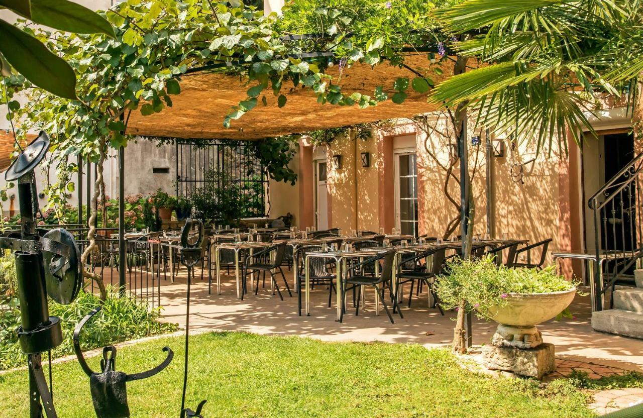 Hotel Restaurant Les Touristes Vals-les-Bains Exterior foto